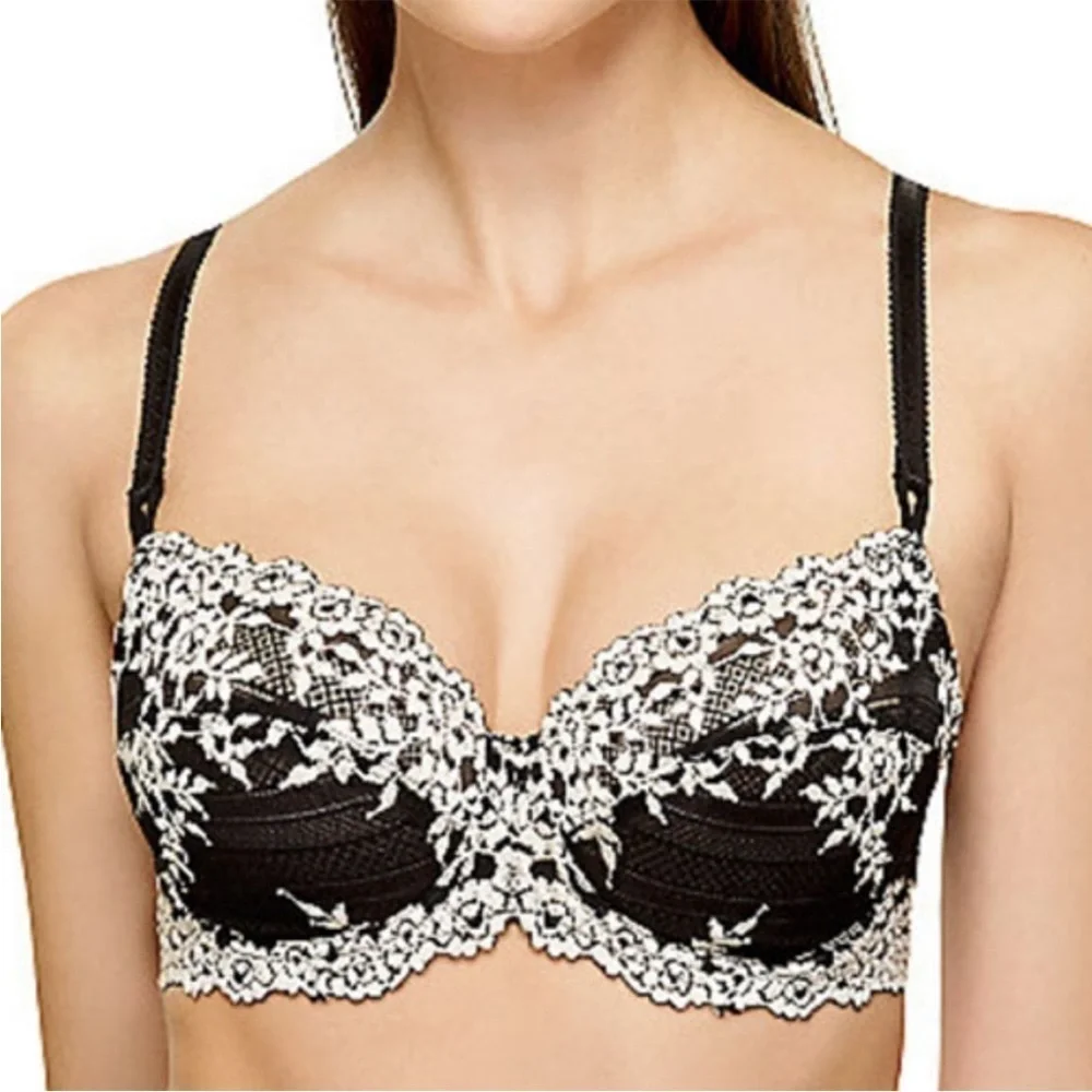 Wacoal Embrace black lace Bra size 36C